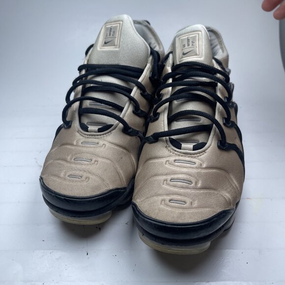 Nike Air VaporMax Plus Beige Mens Sz 10 Athletic Shoes Sneakers DX3720-200 READ* - Picture 6 of 16